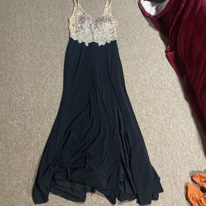 Fiesta Fashion PROM dress - size M
